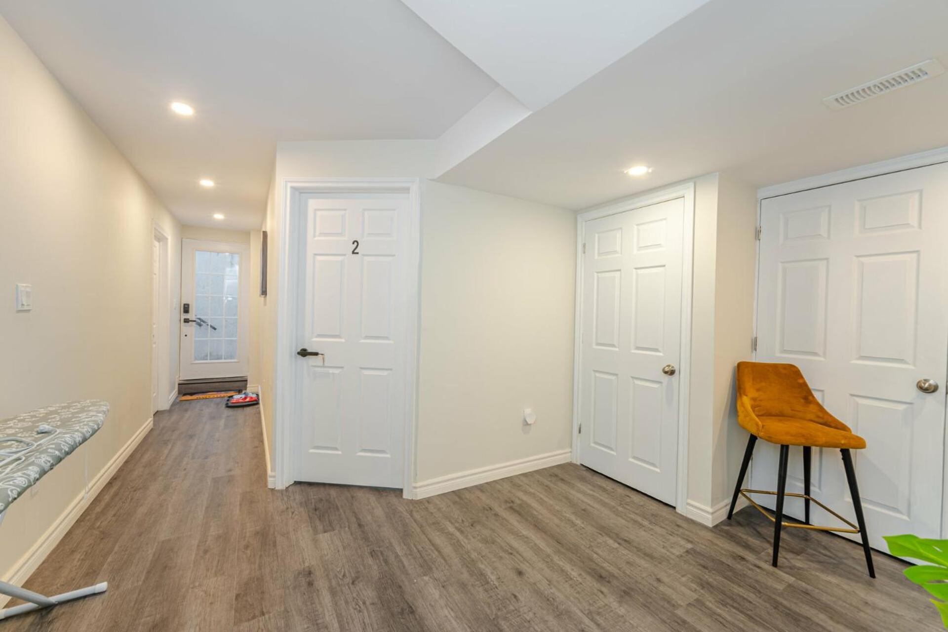 Private Basement Bedrooms In אוקוויל מראה חיצוני תמונה