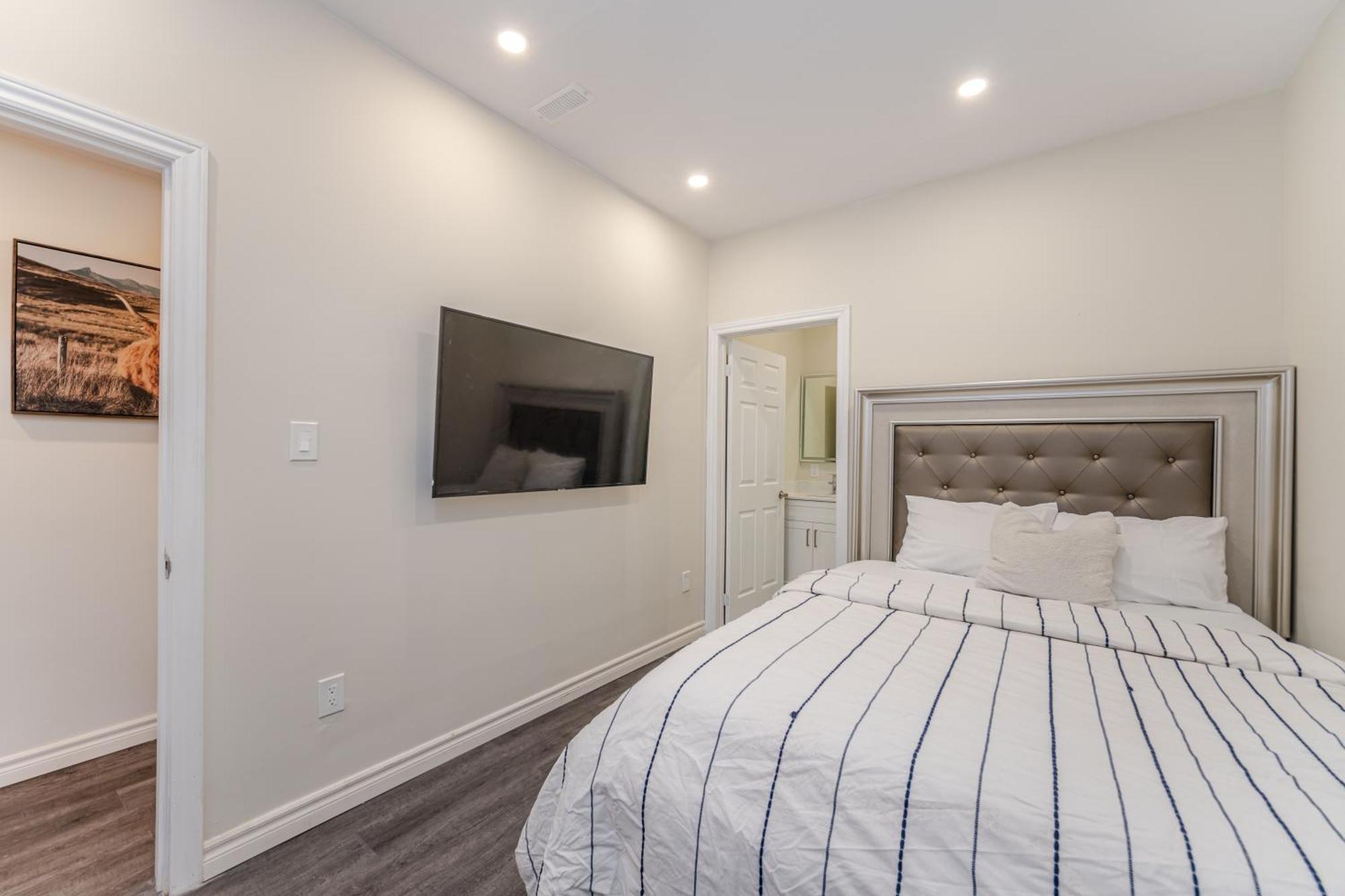 Private Basement Bedrooms In אוקוויל מראה חיצוני תמונה