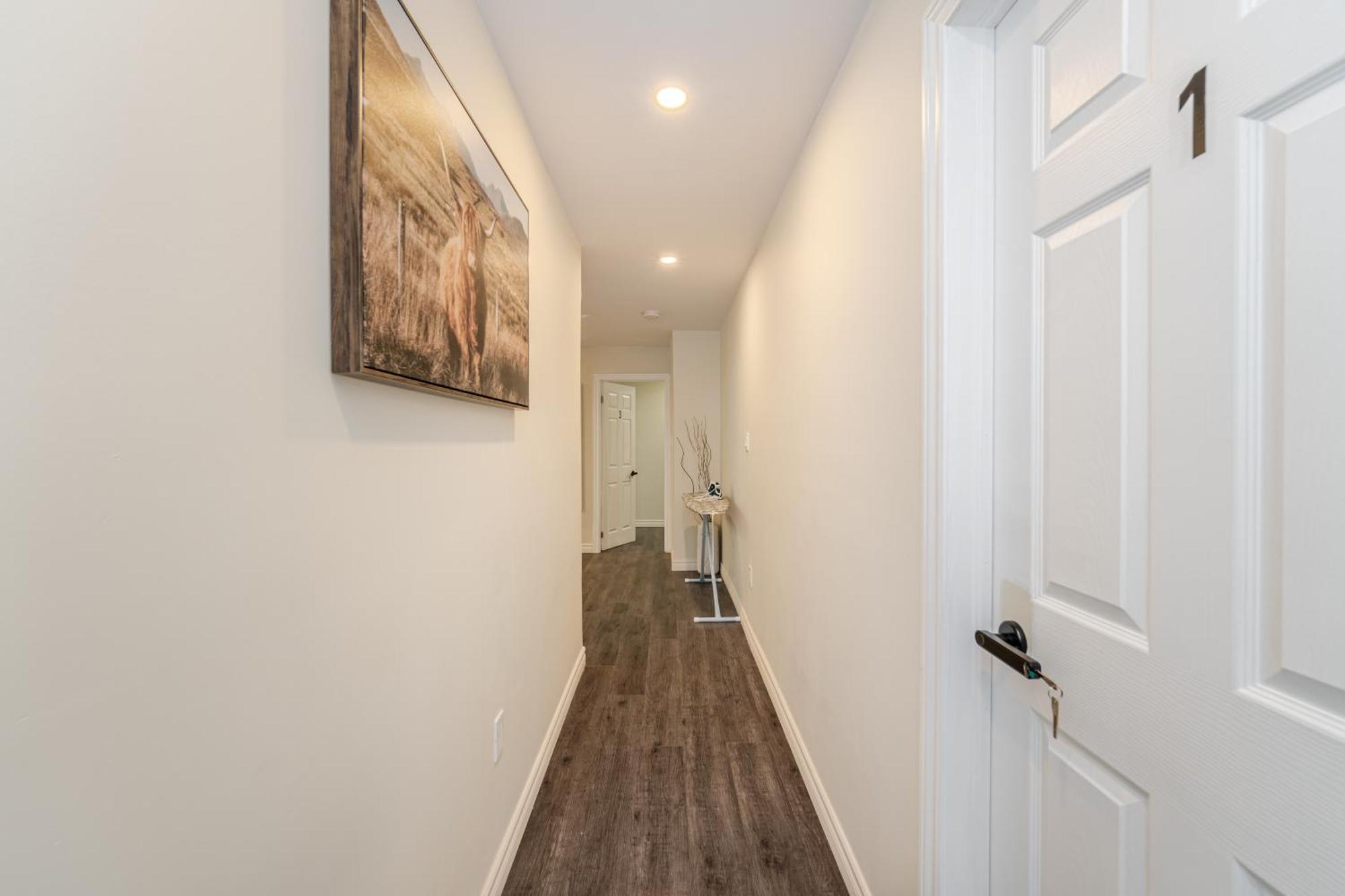Private Basement Bedrooms In אוקוויל מראה חיצוני תמונה