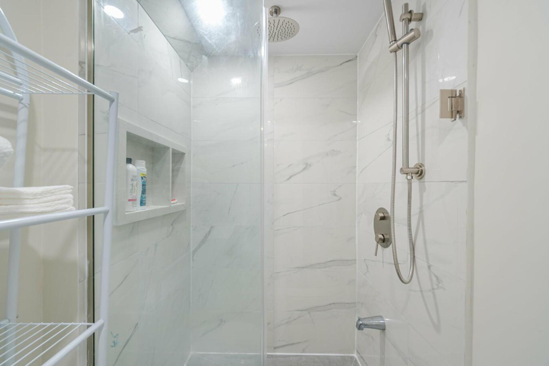 Private Basement Bedrooms In אוקוויל מראה חיצוני תמונה